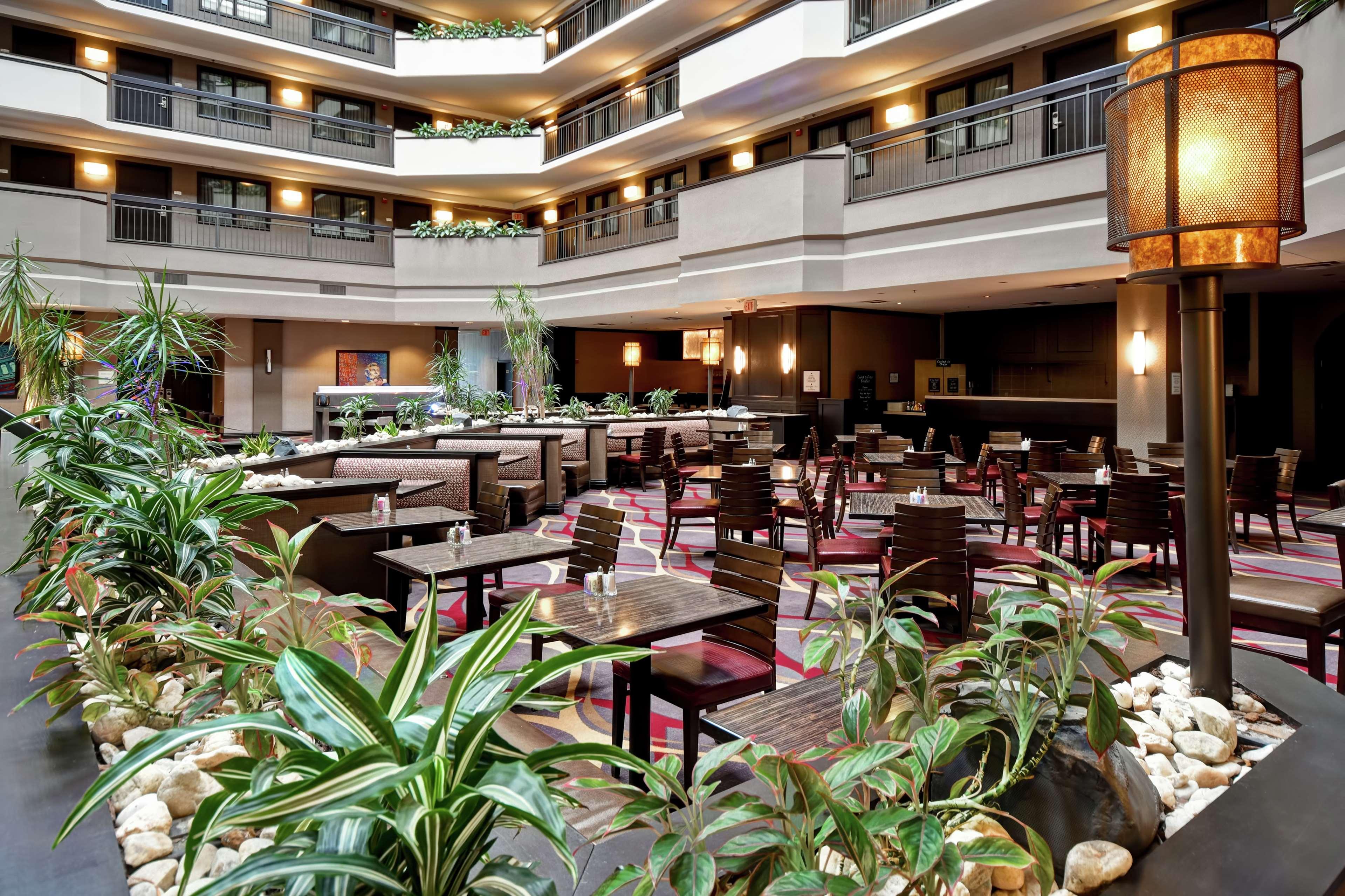 Embassy Suites By Hilton Dulles Airport Herndon Exterior foto